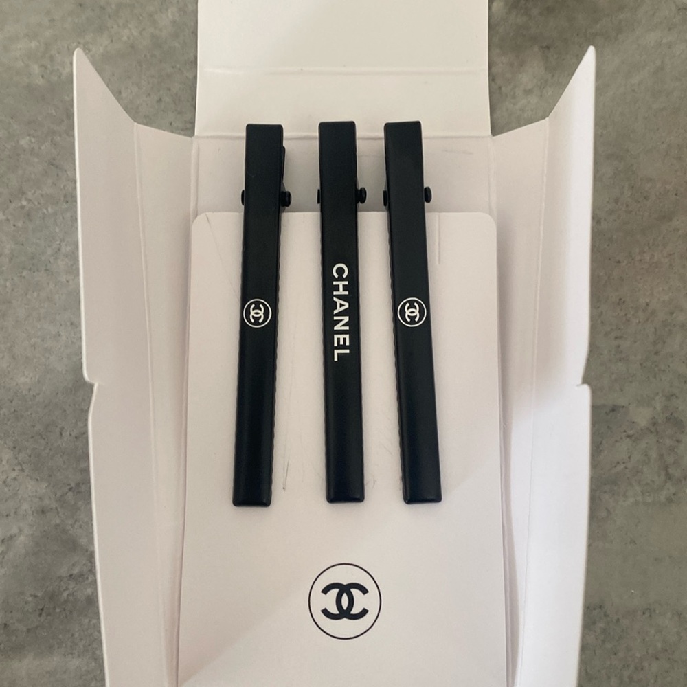 Authentic Chanel Hair Pin Set